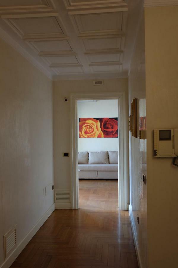 Suite Inn Salerno Eksteriør bilde