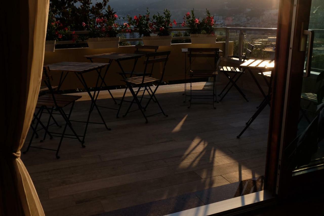 Suite Inn Salerno Eksteriør bilde
