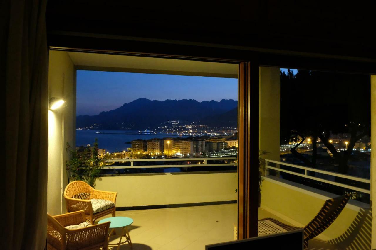 Suite Inn Salerno Eksteriør bilde