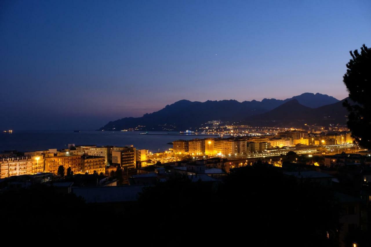 Suite Inn Salerno Eksteriør bilde
